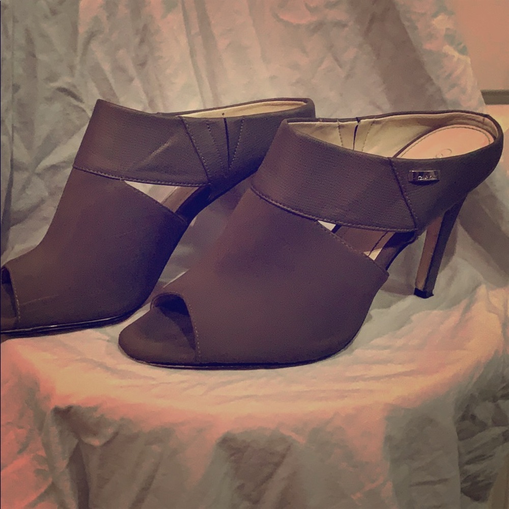 Calvin Klein Bootie Peep Toe Heels Heather Grey